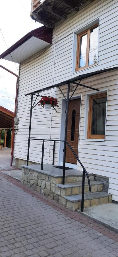 Cottage house Yaremche Exterior foto