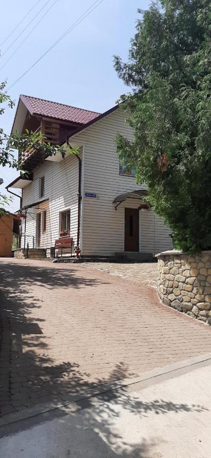 Cottage house Yaremche Exterior foto
